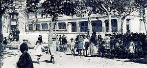 2099- Tlemcen - Ecole de la Place2 de la Victoire